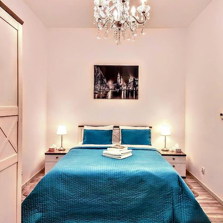 Z-1 Krakow Old Town O&P Apartfamily Extérieur photo